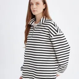 DeFacto Striped Sweatshirt image 1