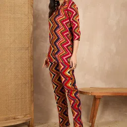 CHETI Women Printed Regular Kurta with Trousers image 3
