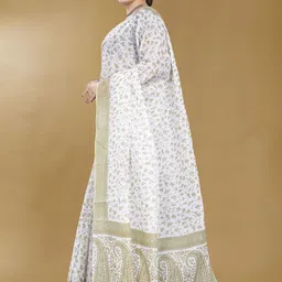 Rani Saahiba Floral Pure Cotton Block Print Saree image 5