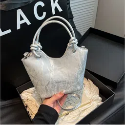 StyleCast x Revolte PU Bucket Shoulder Bag-picture-16