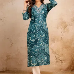 Sa Rasa Women Floral Printed Thread Work Kurta image 3
