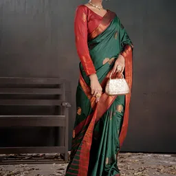 Mitera Ethnic Motifs Zari Silk Blend Kanjeevaram Saree image 3