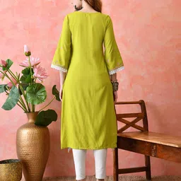 Bhuja Floral Printed Round Neck Thread Work Straight Kurta image 5