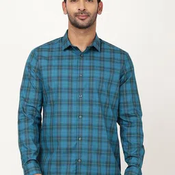 Indian Terrain Men Classic Fit Checked Spread Collar Pure Cotton Casual Shirt-picture-34