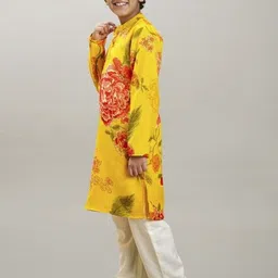 Bittu By Bhama Boys Floral Printed Kurta with Pyjama image 4