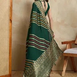 SHOPLANCE Woven Design Zari Silk Blend Handloom Saree image 2