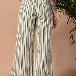 all about you Women Printed Trousers image 2