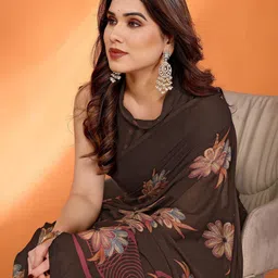 CATCHY FOREVER Floral Zari Silk Blend Designer Saree image 4