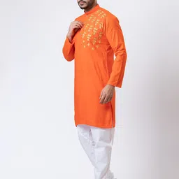Rainbow Cloths Men Embroidered Thread Work Kurta image 3