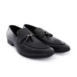 Regal Men Textured Leather Formal Tasseled Loafers-picture-39