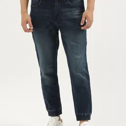 United Colors of Benetton Men Cean Look Light Fade Jogger Jeans-image-43