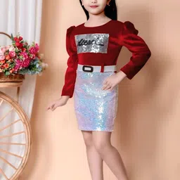 SK DRESSES Print Velvet Sheath Dress image 3