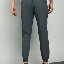 YUNEK Men Mid Rise Cargo Joggers image 2