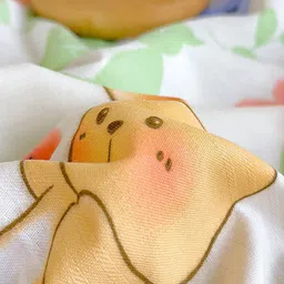 JC HOME White & Yellow 140 TC King Bedsheet with 2 Pillow Covers image 2