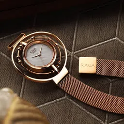 Titan Women White Brass Mother of Pearl Dial & Rose Gold Toned Stainless Steel Bracelet Style Straps Watch 95203WM01-picture-32
