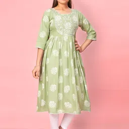 BAESD Girls Floral Printed Scoop Neck Pleated Gotta Patti  Anarkali Kurta-picture-37