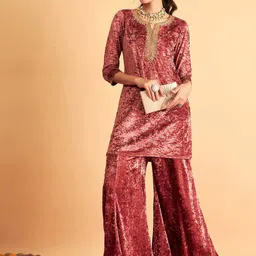 Shae by SASSAFRAS Ethnic Motifs Embroidered Regular Kurta with Palazzos-image-59