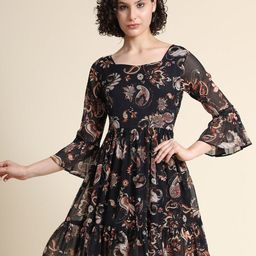 BAESD Floral Printed Square Neck Bell Sleeve Fit & Flare Dress-picture-13