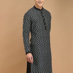 DEYANN Mandarin Collar Chevron Printed Straight Cotton Silk Kurta-picture-7