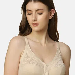 Triumph Form & Beauty 115 Front-Open Non Padded Wireless Classic Bra image 1