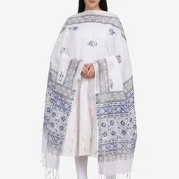 THE WEAVE TRAVELLER White & Black Printed Block Print Dupatta-image-17