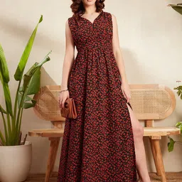 Berrylush Black & Maroon Floral Printed V-Neck Gathered Georgette Maxi Dress-picture-13