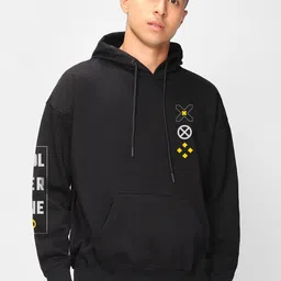 Bewakoof Heavy Duty Men Printed Hooded Sweatshirt image 4