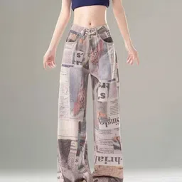 KPOP Women Regular Fit Mid-Rise Light Fade Jeans-image-17