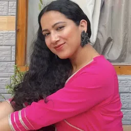 Jenni and Janki Floral Studs Earrings image 2