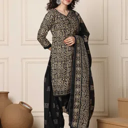 Merira Women Printed Regular Kurti Salwar With Dupatta-picture-22