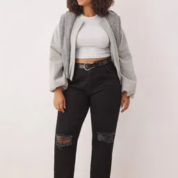 Trendyol Women Regular Fit Mid-Rise Highly Distressed Jeans-picture-16