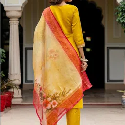 Siya Fashion Women Floral Embroidered Regular Thread Work Kurta with Trousers & With Dupatta image 2