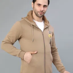 LIMEROAD Men Printed Hooded Sweatshirt image 5