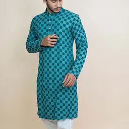KUNDALI KAKSHAY Geometric Embroidered Mandarin Collar Sequinned Kurta image 5