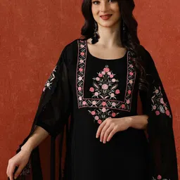 Siya Fashion Women Floral Embroidered Regular Thread Work Kurta with Trousers & With Dupatta image 5