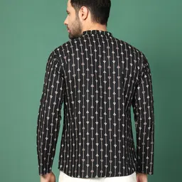 Sangria Black Geometric Printed Band Collar Regular Pure Cotton Straight Kurta image 4