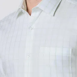 Van Heusen Checked Spread Collar Cotton Formal Shirt image 2