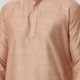 UATHAYAM Men Kurta image 2