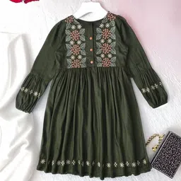 Sangria Embroidered Pure Cotton Round Neck Fit & Flare Dress image 5