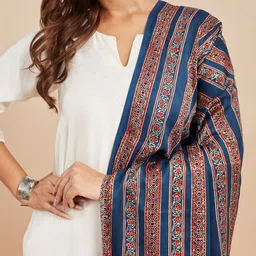 Fabindia Women Ajrakh Printed Dupatta image 5