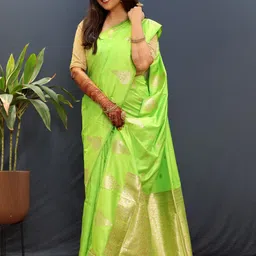 amirat Pavitra Ethnic Motifs Woven Design Zari Pure Silk Banarasi Saree image 3
