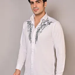 WHITE APPLE JNS Men Slim Fit Printed Casual Shirt image 2