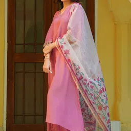 DIVASTRI Women Regular Kurta with Trousers & With Dupatta image 5