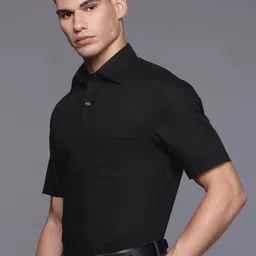 Louis Philippe Pure Cotton Classic Fit Formal Shirt image 3