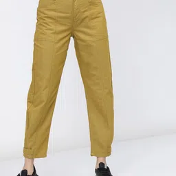 Tokyo Talkies Women Olive Green Stretchable Jeans-image-10