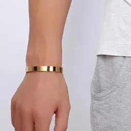 Beadzzz Men Gold-Plated Stainless Steel Bangle-Style Interlock Bracelet image 5