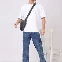 ZAYSH Men Regular Fit Mid-Rise Heavy Fade Jeans image 4