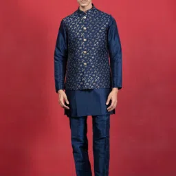 EKYAA Men Printed Thread Work Kurta-picture-14