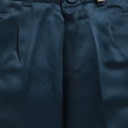 LITTLE COLLARS Boys Textured Velvet Full Sleeves Woven Two-Piece Party Suit With Brooch image 3