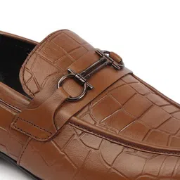 Carlton London Women Textured Leather Oxfords image 5